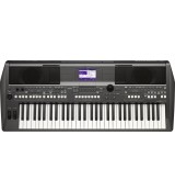 Yamaha PSR-S670 Keyboard
