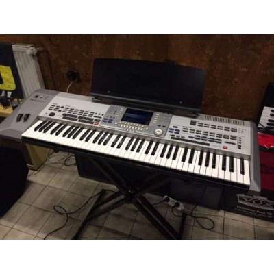 Zawodowy keyboard YAMAHA 9000 PRO + case, harmonizer